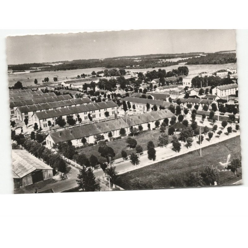 SISSONNE: le camp vue aérienne 10x15 - très bon état