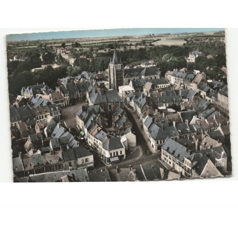 VERVINS: centre du bourg vue aérienne 10x15 - état