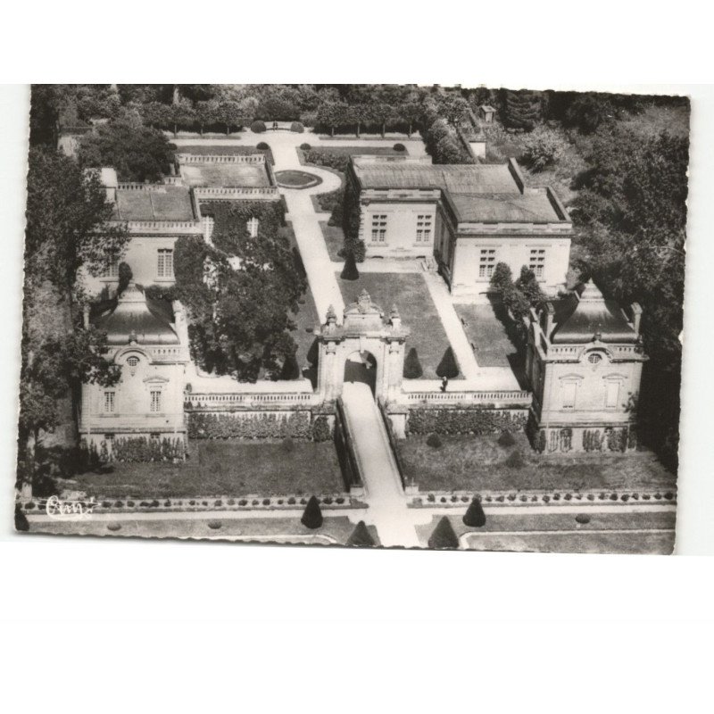 BLERANCOURT: le château, vue générale vue aérienne 10x15 - très bon état