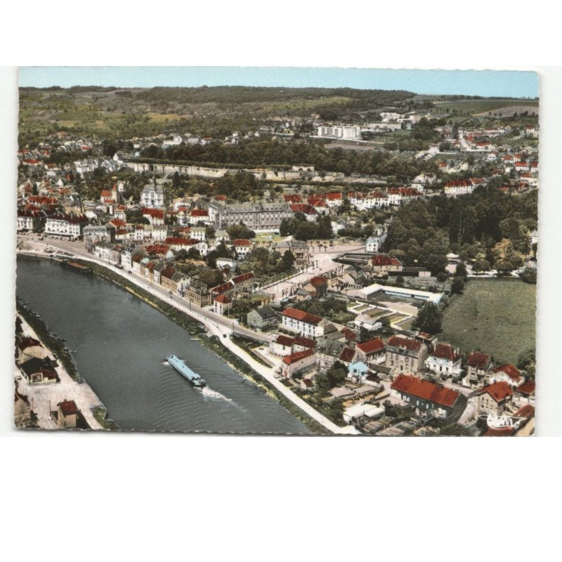CHATEAU-THIERRY: vue générale vue aérienne 10x15 - très bon état