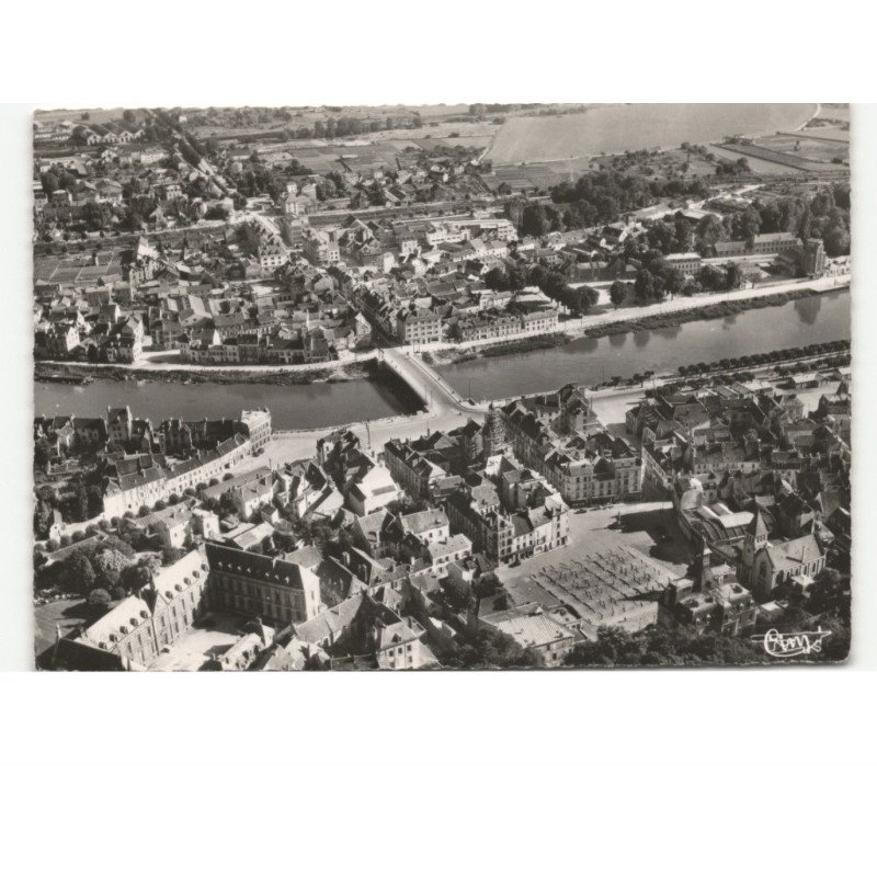 CHATEAU-THIERRY: vue aérienne 10x15 - très bon état
