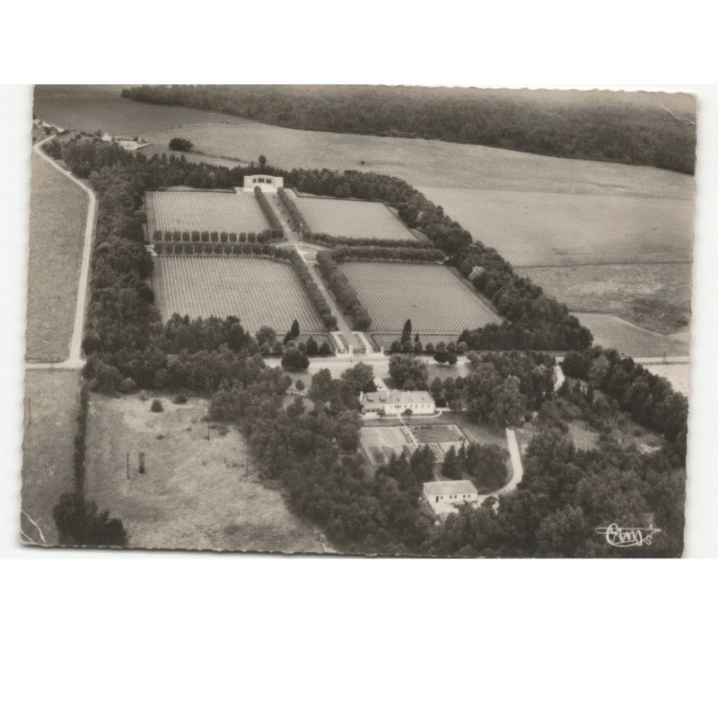 FERE-en-TARDENOIS: cimetière américain vue aérienne 10x15 - état