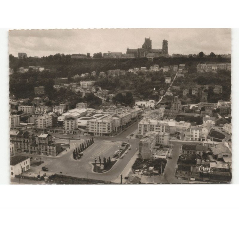 LAON: quartier de la gare vue aérienne 10x15 - très bon état