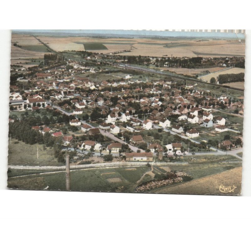 LIZEROLLES: vue générale de la cité vue aérienne 10x15 - état