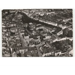 BAR-sur-AUBE: l'église saint-pierre et le boulevard gambetta vue aérienne 10x15 - très bon état
