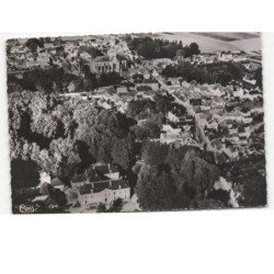LES RICEYS: vue générale, au 1er plan, le château Saint-Louis vue aérienne 10x15 - très bon état
