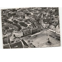 SAINT-QUENTIN: place de l'hôtel de ville vue aérienne 10x15 - très bon état