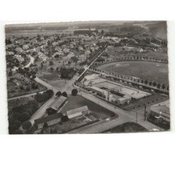 TERGNIER: la piscine et le stade vue aérienne 10x15 - état
