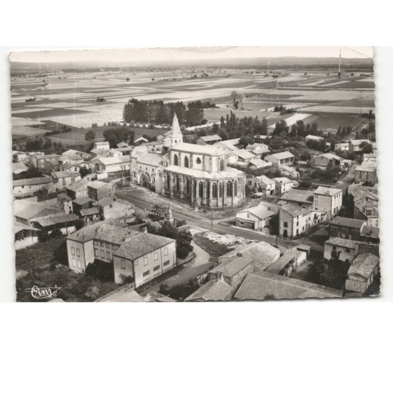 ENNEZAT: l'église vue aérienne 10x15 - état