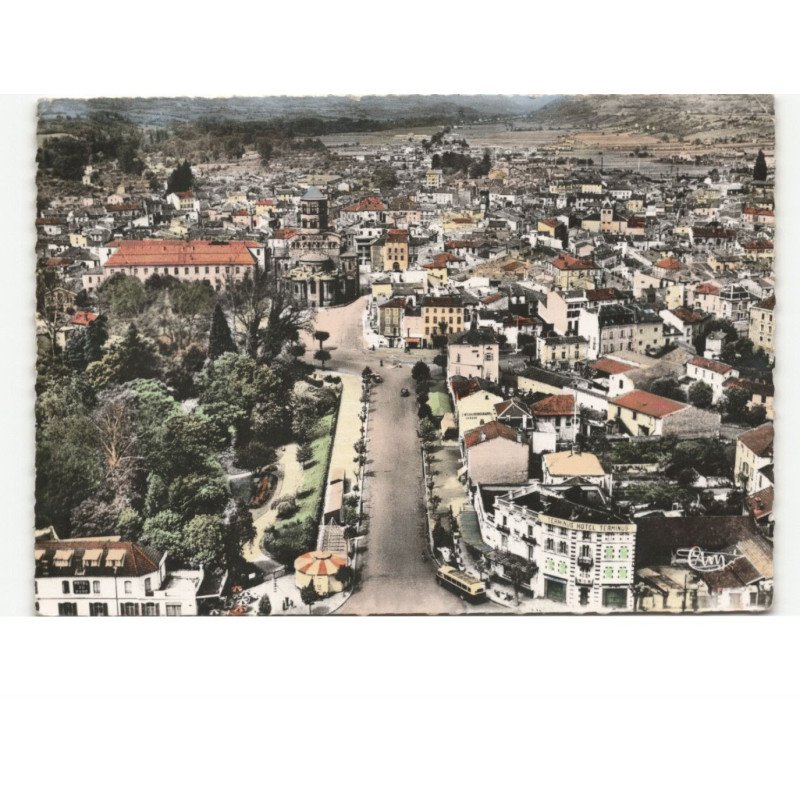 ISSOIRE: vue générale vue aérienne 10x15 - très bon état