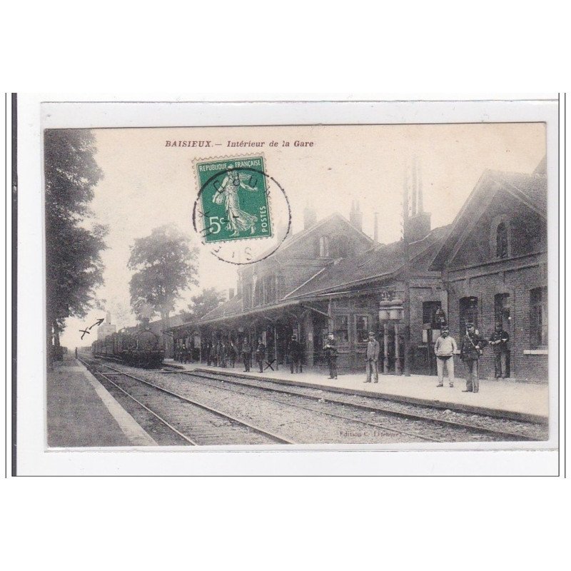 BAISIEUX : intérieur de la gare - tres bon etat