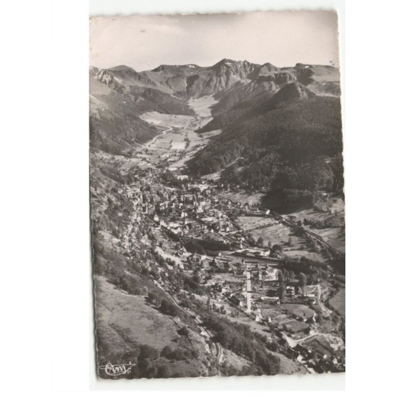 LE MONT-DORE: vue générale et la chaîne du sancy vue aérienne 10x15 - état