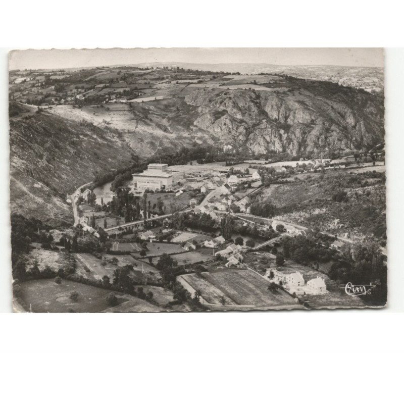 MENAT: pont de menat, centrale thermique vue aérienne 10x15 - état