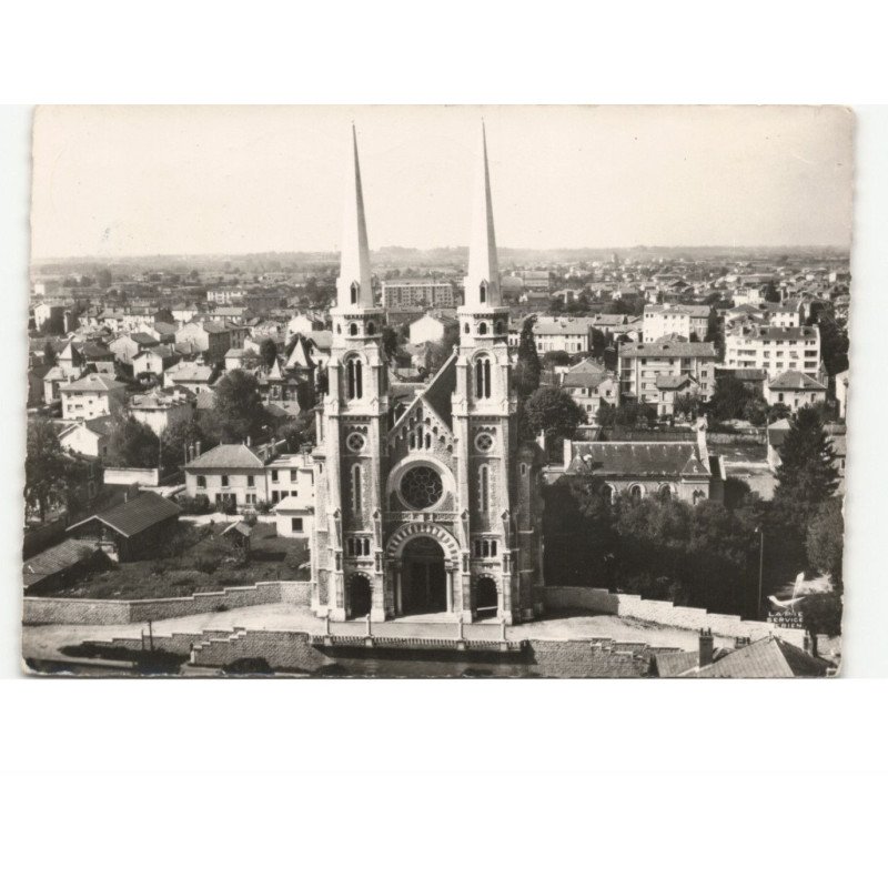 BOURG-en-BRESSE: la basilique du sacré-coeur vue aérienne 10x15 - très bon état
