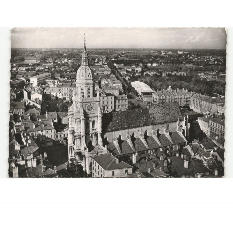 BOURG-en-BRESSE: l'église notre-dame vue aérienne 10x15 - très bon état