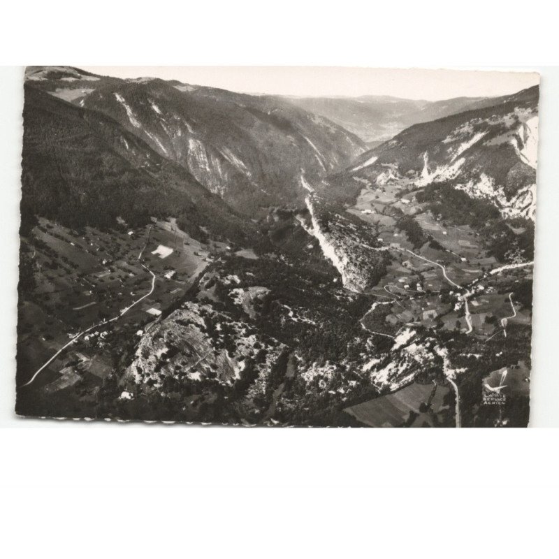 CHEZERY: les villages de noire-combe et la rivière vue aérienne 10x15 - très bon état