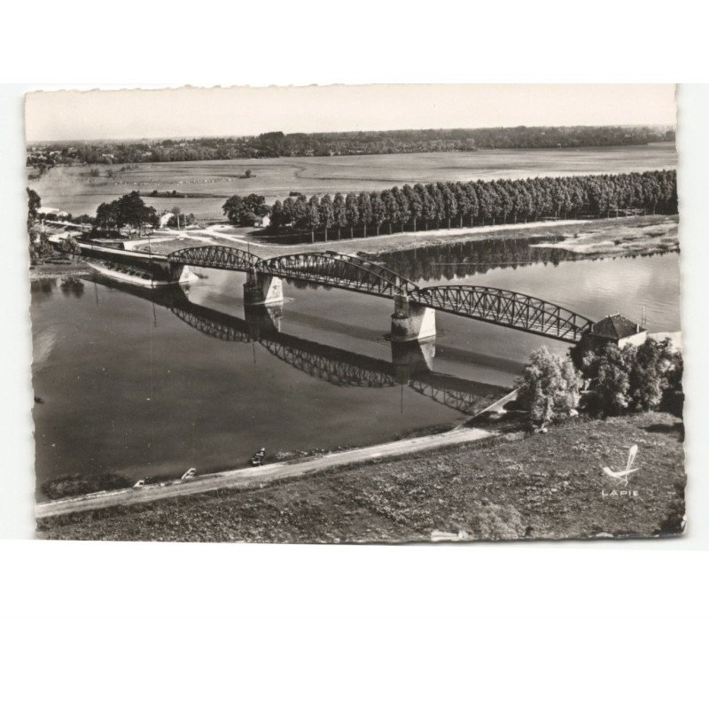 PONT DE VAUX: la plage de fleurville, le camping vue aérienne 10x15 - très bon état