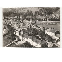 SEYSSEL: vue générale sur les deux seyssel en premier plan, la grande place vue aérienne 10x15 - très bon état