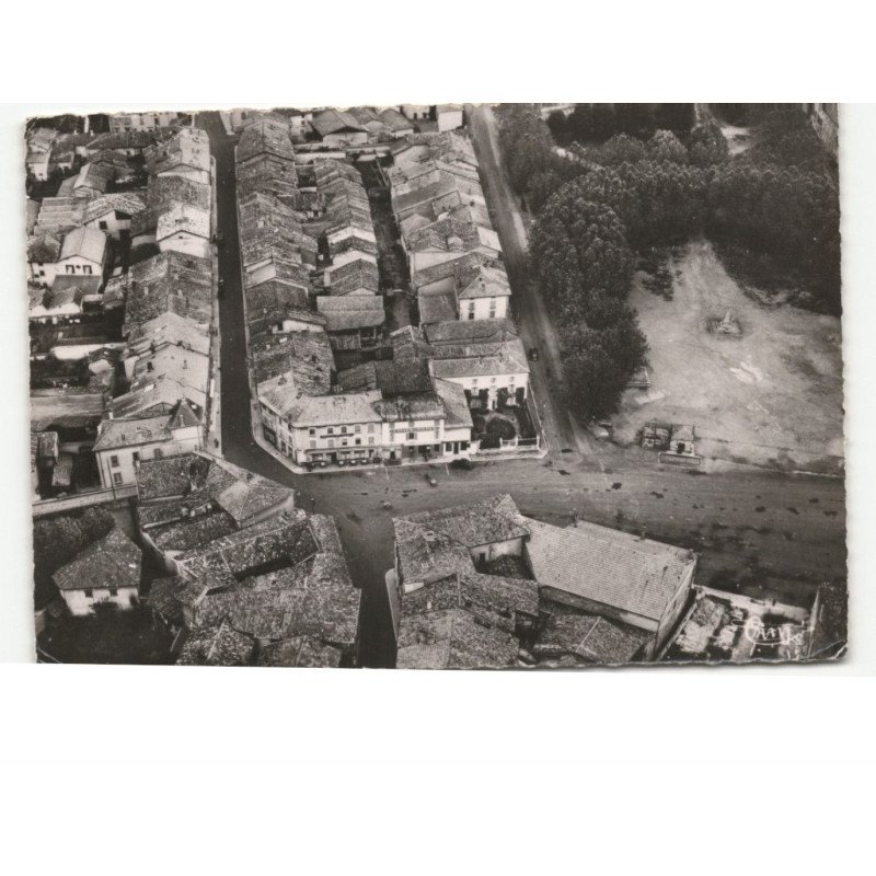 CHATILLON-sur-CHALARONNE: place de la république vue aérienne 10x15 - état