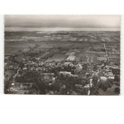DIVONNE-les-BAINS: au fond, le lac léman et les alpes vue aérienne 10x15 - très bon état