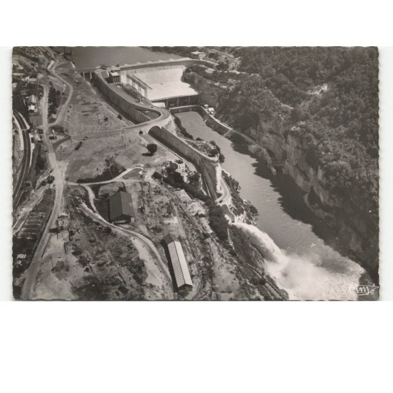 GENISSIAT: barrage, le lac l'usine et canal évacuateur vue aérienne 10x15 - très bon état