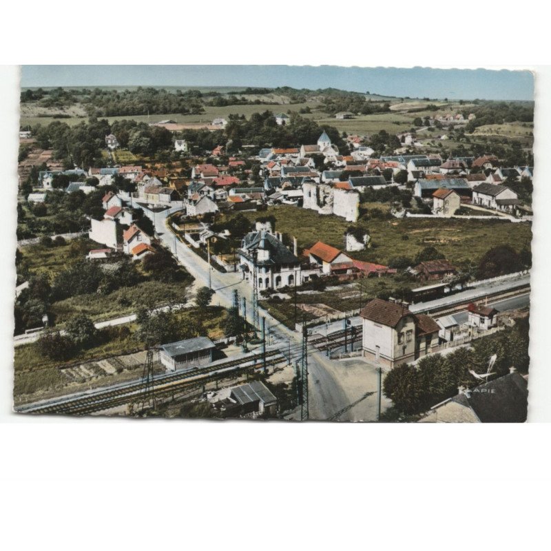 BAZOCHES: vue générale, la gare vue aérienne 10x15 - très bon état