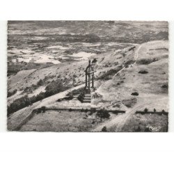 GERGOVIE: plateau de gergovie vue aérienne 10x15 - très bon état