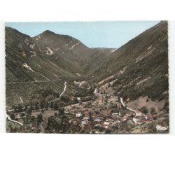 HAUTEVILLE-LOMPNES: le village de chaley vue aérienne 10x15 - très bon état