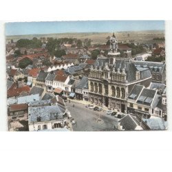 BOHAIN: l'hôtel de ville vue aérienne 10x15 - très bon état