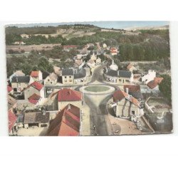 BOURG-et-COMIN: le rond-point vue aérienne 10x15 - très bon état