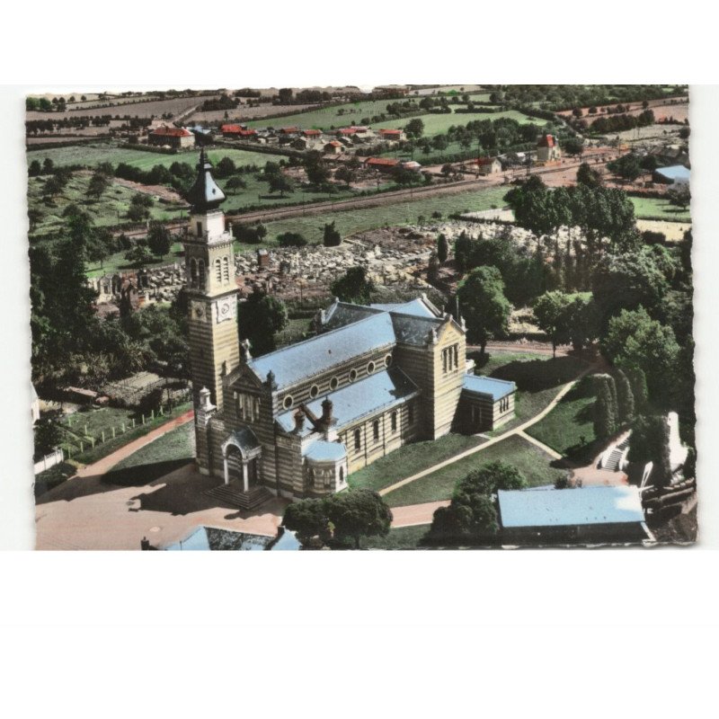 LA CAPELLE-en-THIERACHE: l'église sainte-grismonie vue aérienne 10x15 - très bon état