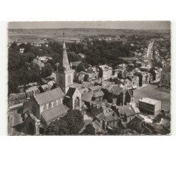 CHAUNY: l'église saint-martin et place de l'hôtel de ville vue aérienne 10x15 - très bon état