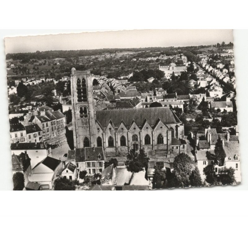 CHATEAU-THIERRY: l'église saint-crespin vue aérienne 10x15 - très bon état
