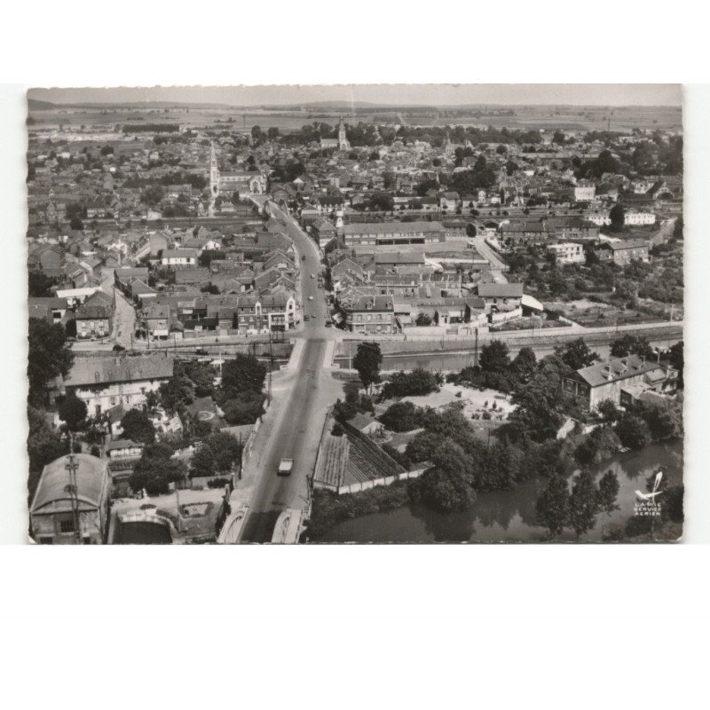 CHAUNY: rue de la chaussée, pont de l'oise, pont du canal vue aérienne 10x15 - très bon état