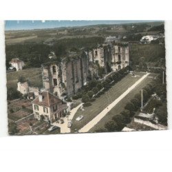 LA FERTE-MILON: ruines du château démantelé par Henri IV vue aérienne 10x15 - état