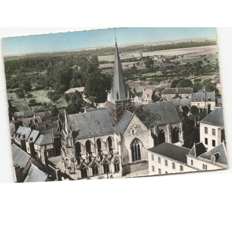 LIESSE: basilique de notre-dame de liesse XVe siècle vue aérienne 10x15 - état