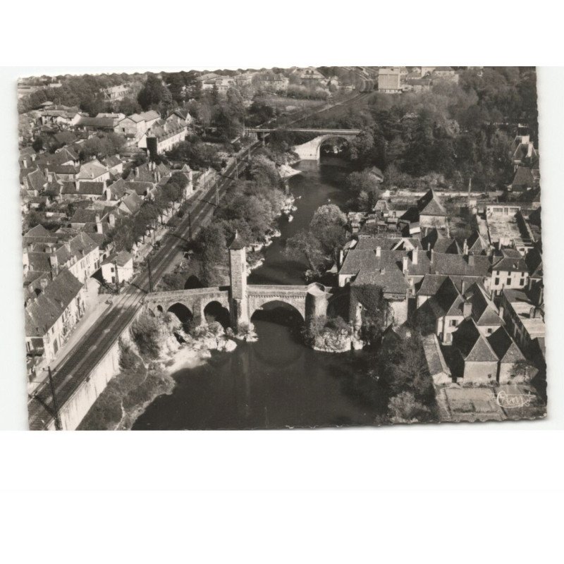 ORTHEZ: le gave et le vieux pont du XIIe siècle vue aérienne 10x15 - très bon état