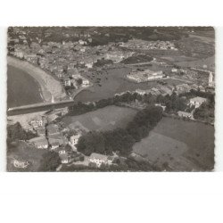 SAINT-JEAN-de-LUZ: la ville le port et la plage vue aérienne 10x15 - très bon état