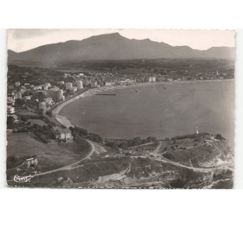 SAINT-JEAN-de-LUZ: la plage et pointe sainte-barbe vue aérienne 10x15 - état