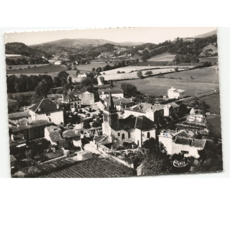 SAINT-JEAN-le-VIEUX: centre de la ville vue aérienne 10x15 - très bon état