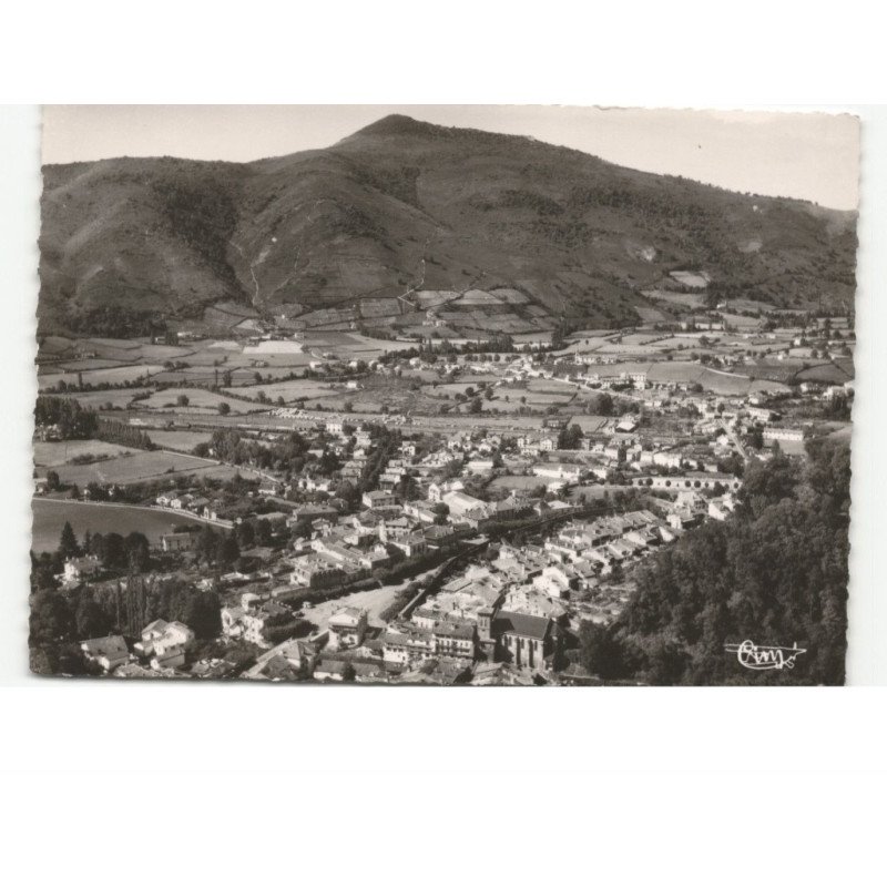 SAINT-JEAN-de-PIED-de-PORT: vue générale sur ispoure et la montagne aradoy vue aérienne 10x15 - très bon état
