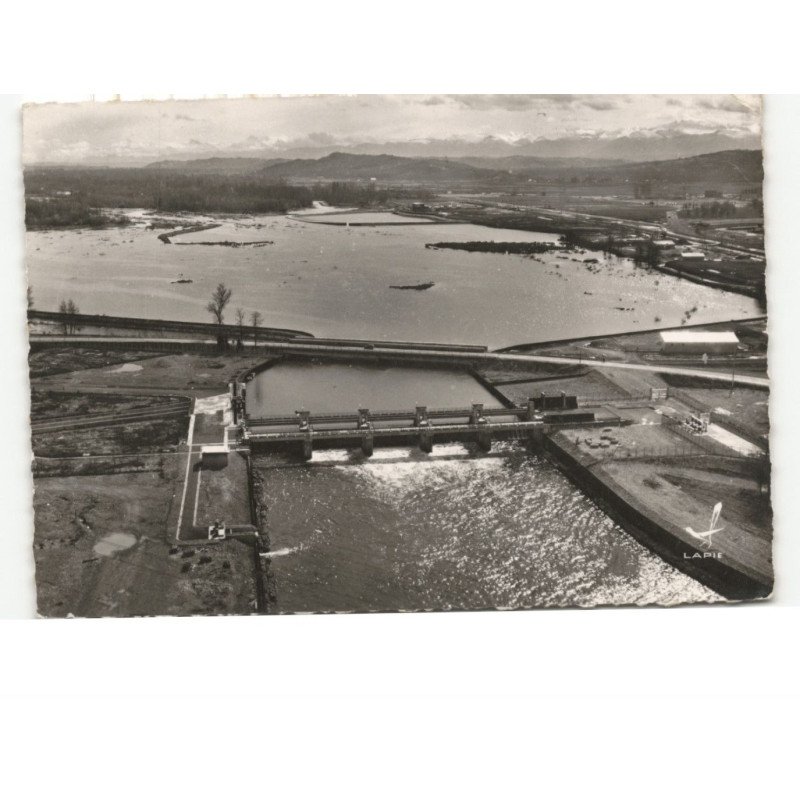 ARTIX: barrage de la centrale thermique et le lac artificiel vue aérienne 10x15 - état