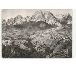 LESCUN: le village, billare et pic d'anje vue aérienne 10x15 - très bon état