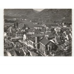 SAINT-JEAN-PIED-de-PORT: l'église notre-dame, la nive vue aérienne 10x15 - très bon état