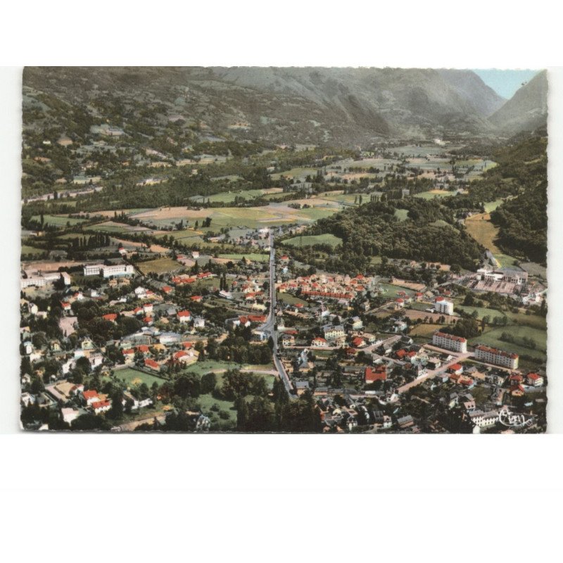 ARGELES-GAZOST: station estivale, cure d'air, vue générale vue aérienne 10x15 - très bon état