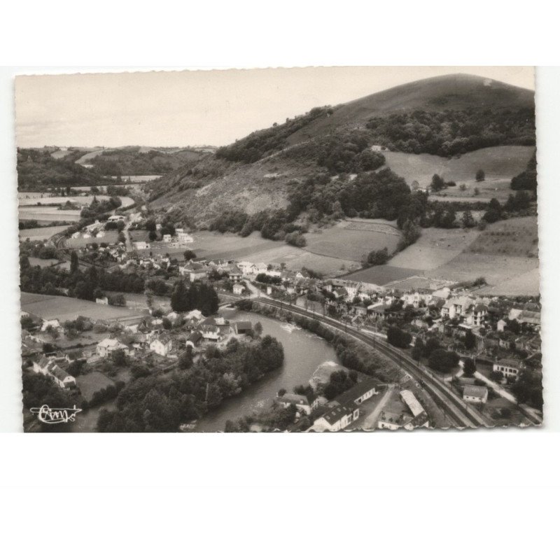 SAINT-PE-de-BIGORRE: vue générale vue aérienne 10x15 - très bon état