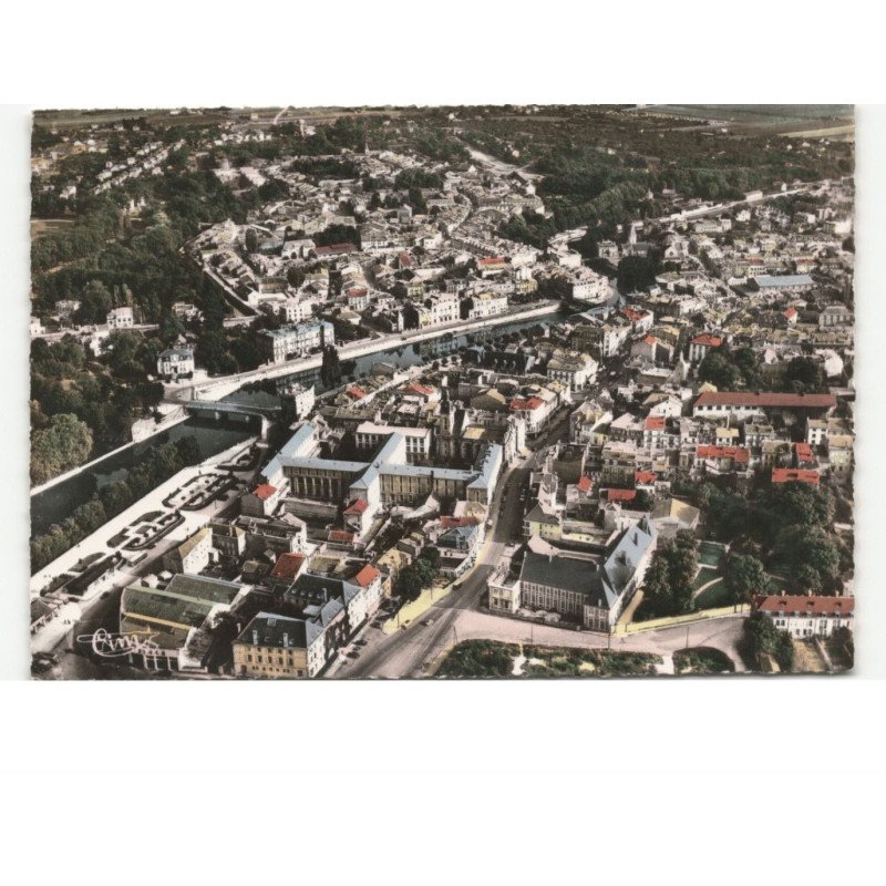 VERDUN: vue générale, la rue mazel, le canal, la porte chaussée, le collège vue aérienne 10x15 - état