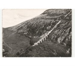 environs de LOURDES: le pic du jer, le grand viaduc vue aérienne 10x15 - très bon état