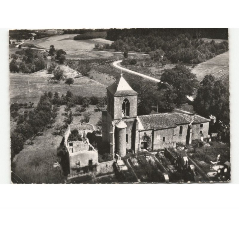 OLLIERGUES: la chabasse et le cimetière église classée du XVe siècle vue aérienne 10x15 - état