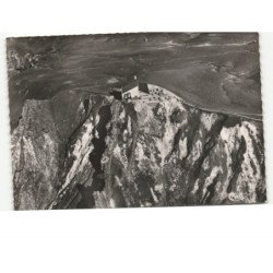 LE PUY-de-SANCY: la gare supérieure et restaurant surplombant le val d'enfer vue aérienne 10x15 - très bon état